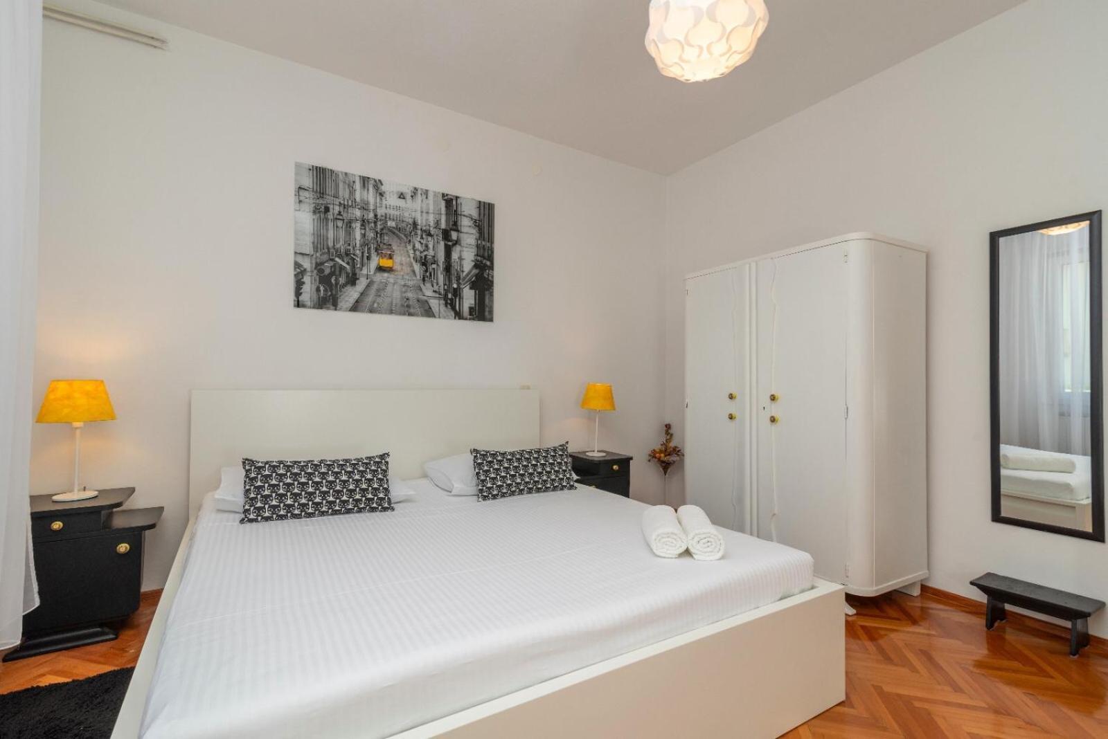 טרוגיר Apartman Karmen מראה חיצוני תמונה